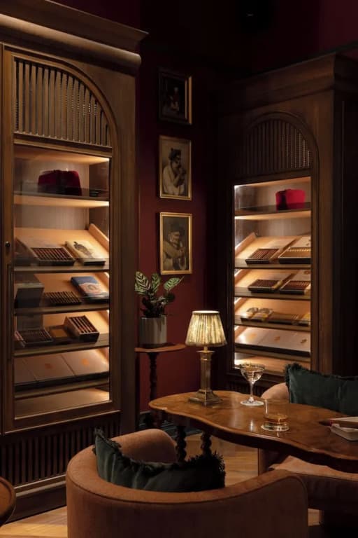 Bertrand's Townhouse - photo 15