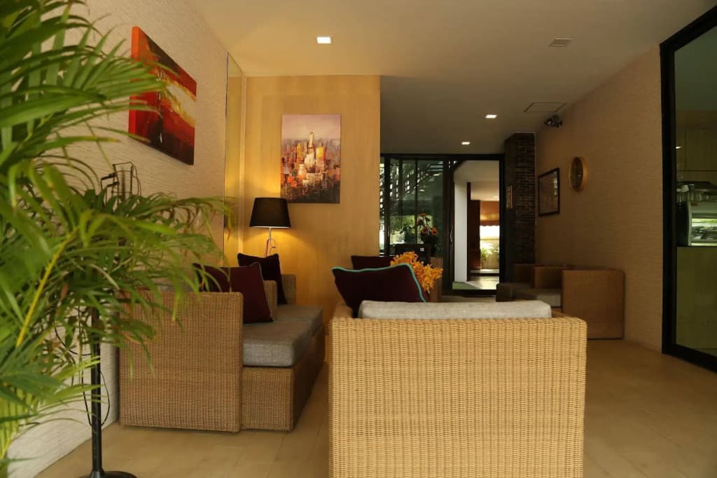 The Peaberry Explorer Hotel - photo 2