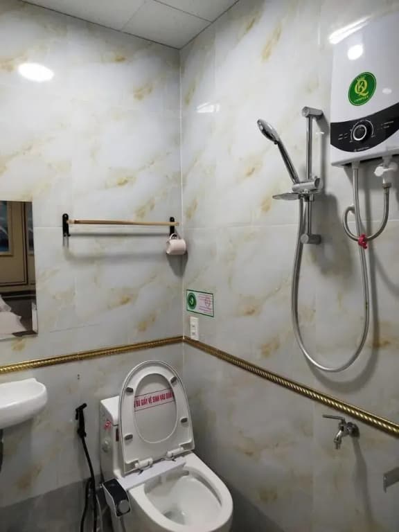 KQ Hostel - photo 7