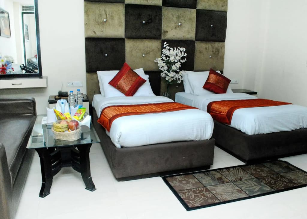 The Gold Inn Paharganj - photo 4