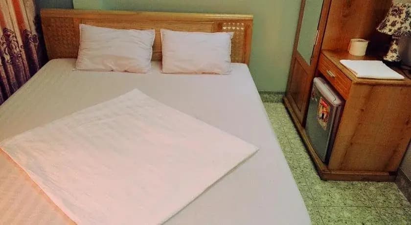 Son Ha Hotel - photo 2