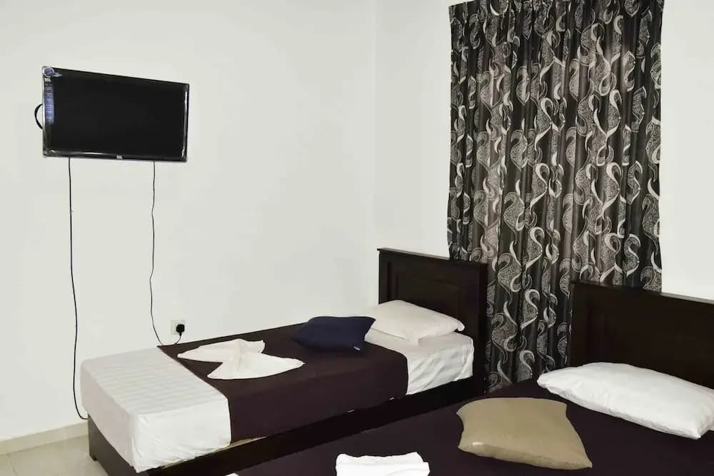 Yoho Regent Hotel Colombo 06 - photo 2