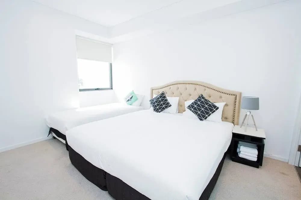 E10 Darling Harbour 2 BDR APT - photo 5