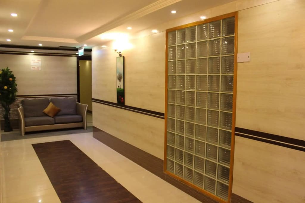 Mount Royal Hotel - photo 3