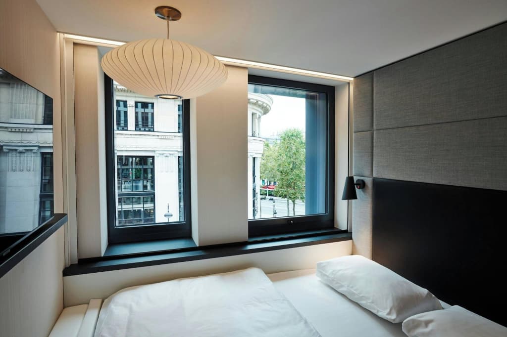 citizenM Paris Champs-Élysees Hotel - photo 2