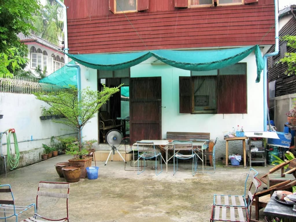 Bluefin Guesthouse - photo 13