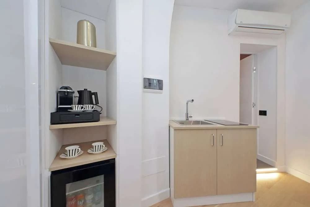 Domus Aurea Luxury Suites - photo 18