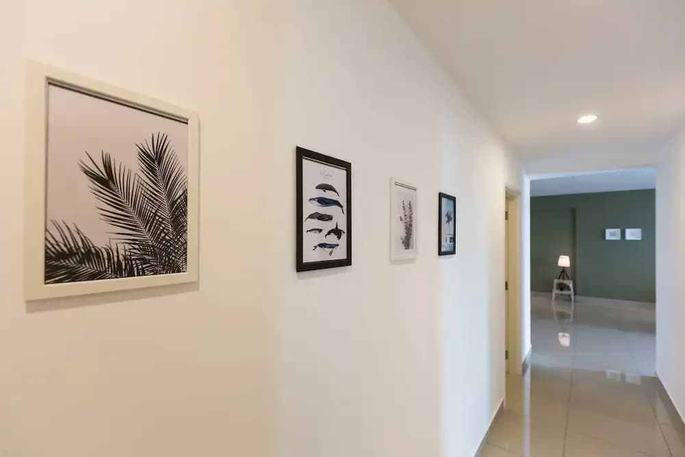 Spacious Seaview Suite - photo 10