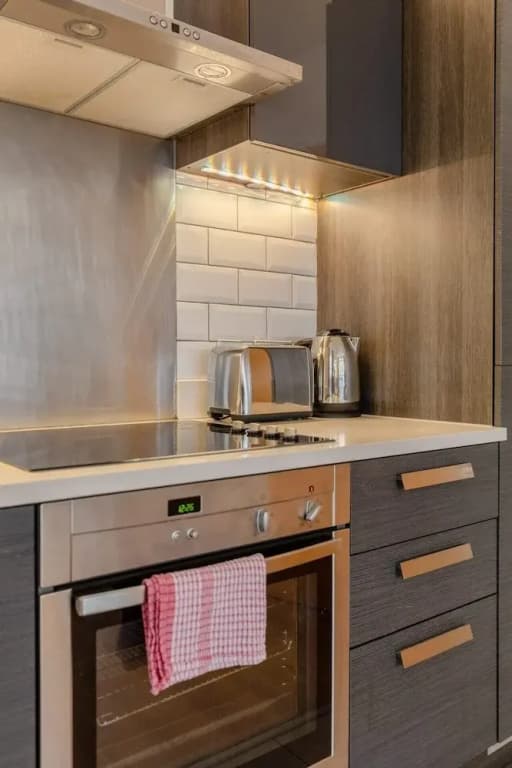 Vibrant & Inviting 1BD Flat, Heart of Haggerston! - photo 9