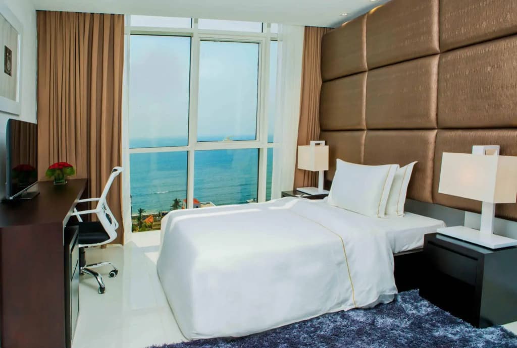 Platinum One Suites - photo 3
