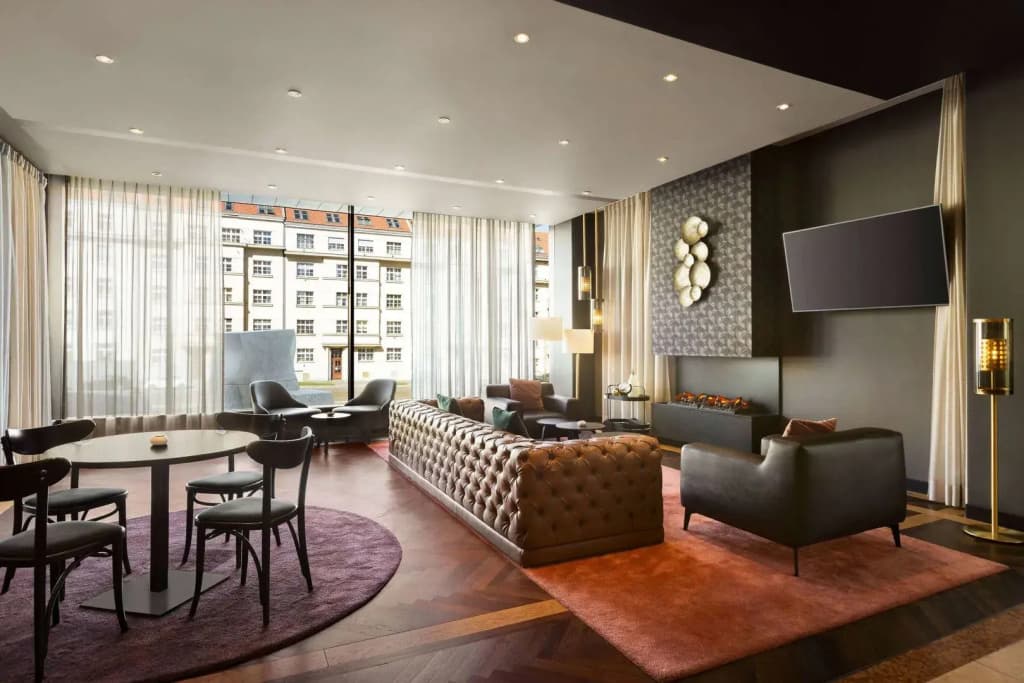 Diplomat Hotel - photo 18