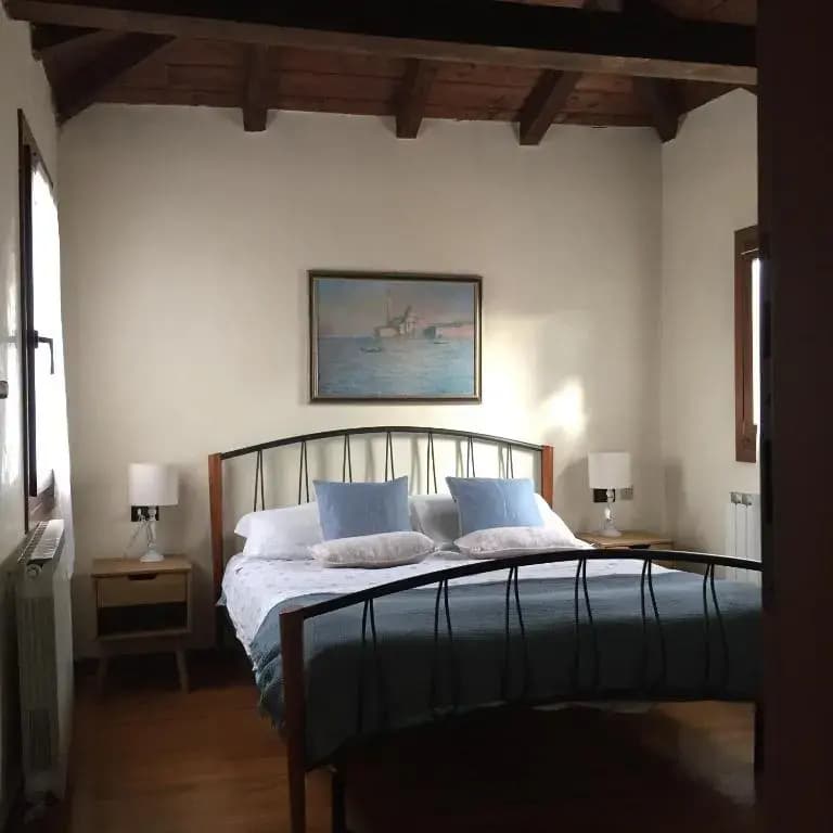 Romantic Rialto Apartment - photo 4