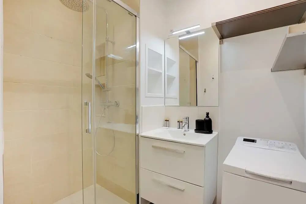 Modern Apartment - 2bdr/6p - Paris 14e - photo 7