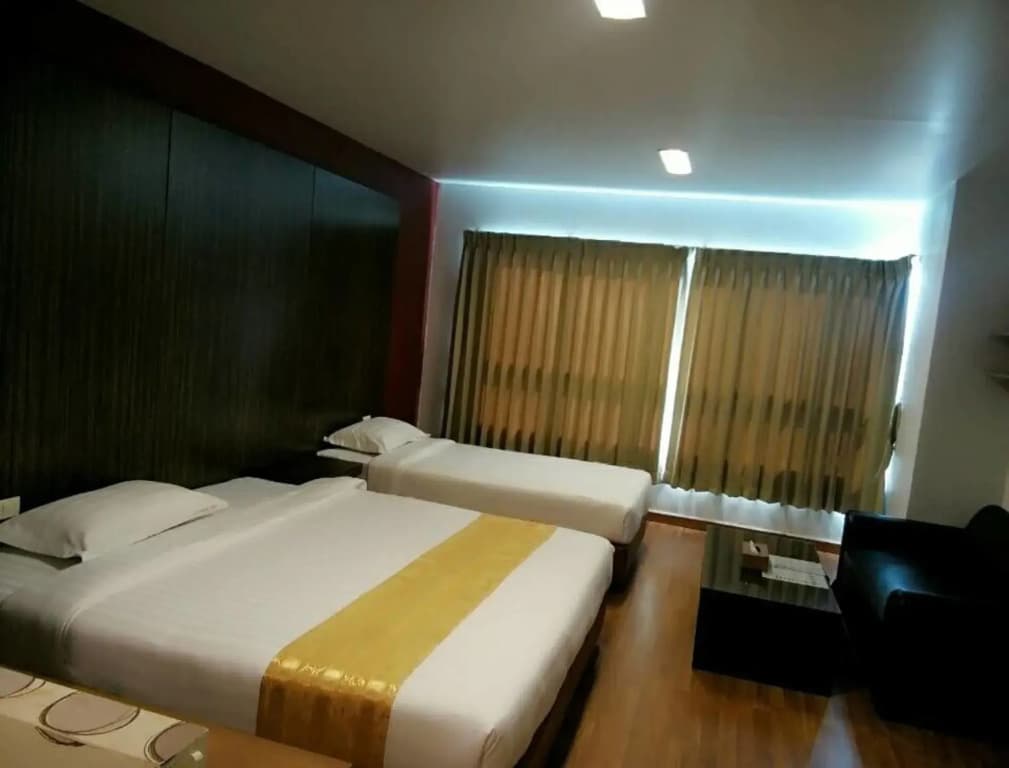 101 Holiday Suite - photo 3