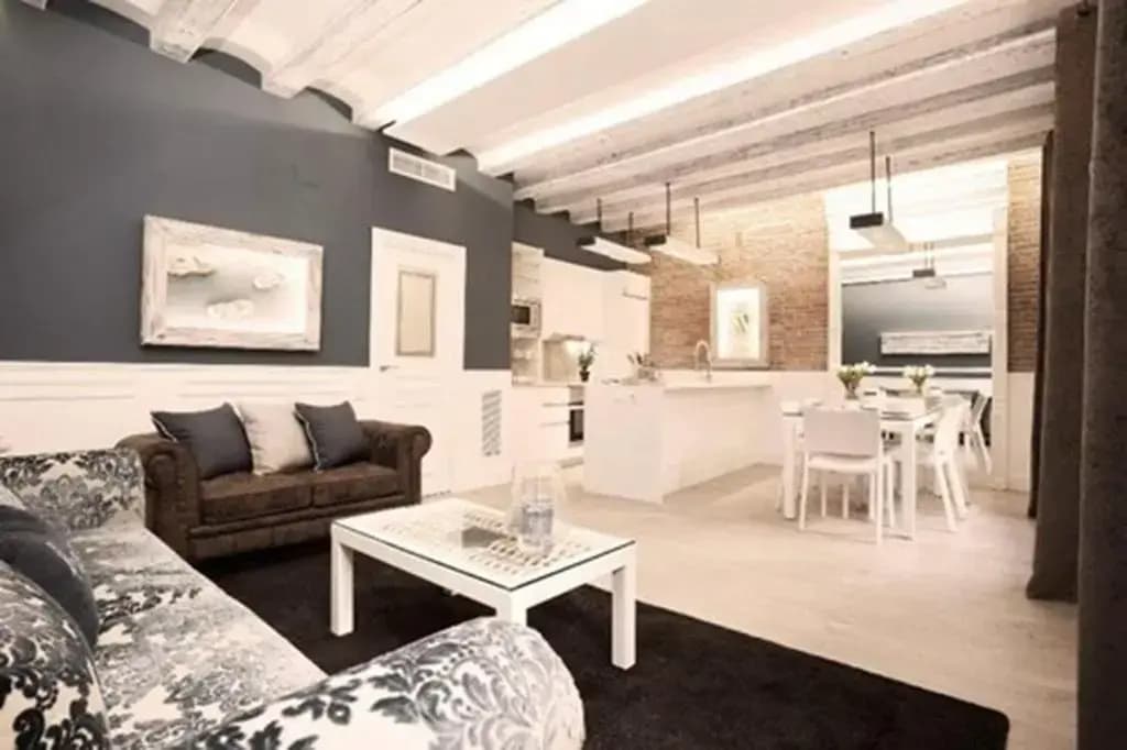 Enjoybcn Colon Apartments - photo 5