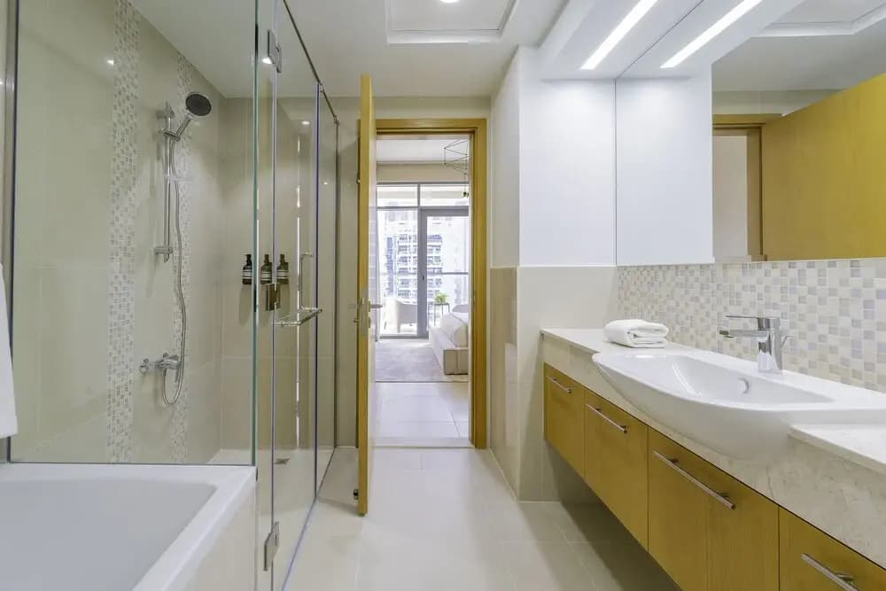 Monty - Upscale Modern 1BR in the heart of DT Dubai - photo 9