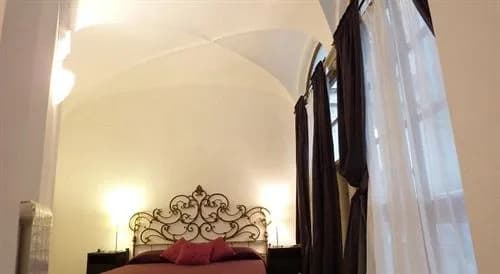 Surprising in Rome - photo 6