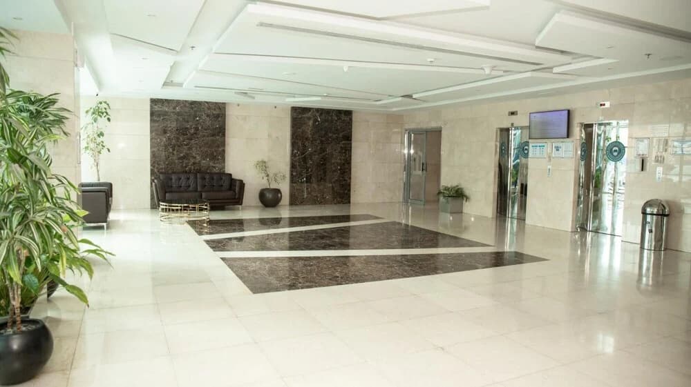 Spacious Apartment in Marina Dubai - photo 2