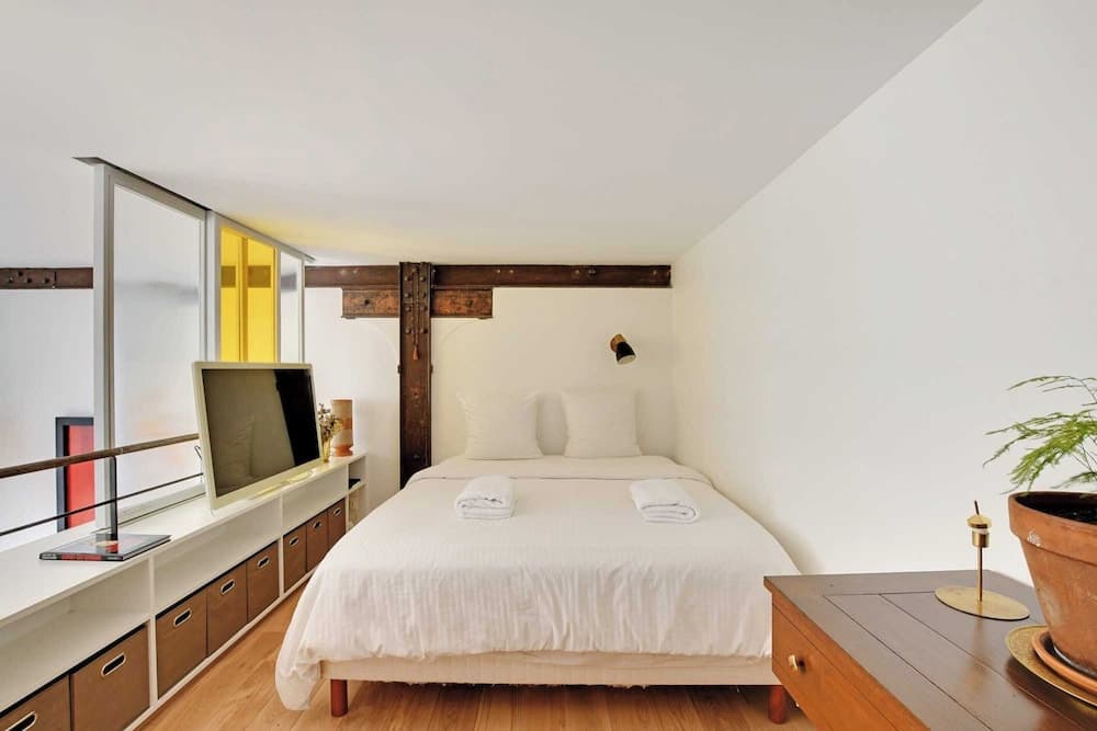 Beautiful Duplex 1br/2p - Belleville - photo 2