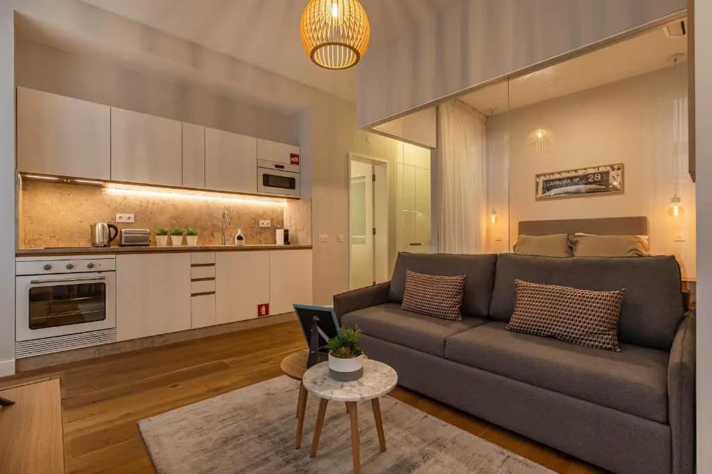 Upscale & Trendy flat in the Center - photo 15