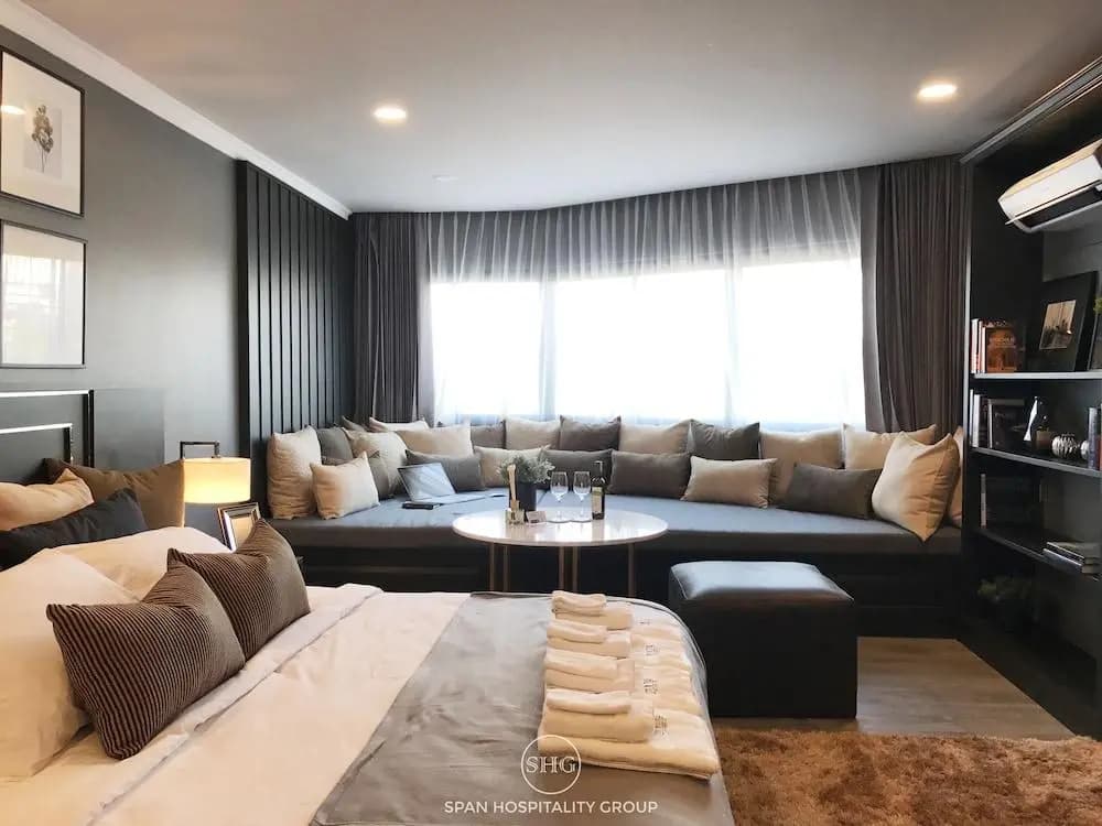Stay in Style The Heart of Nimman R306AB - photo 6