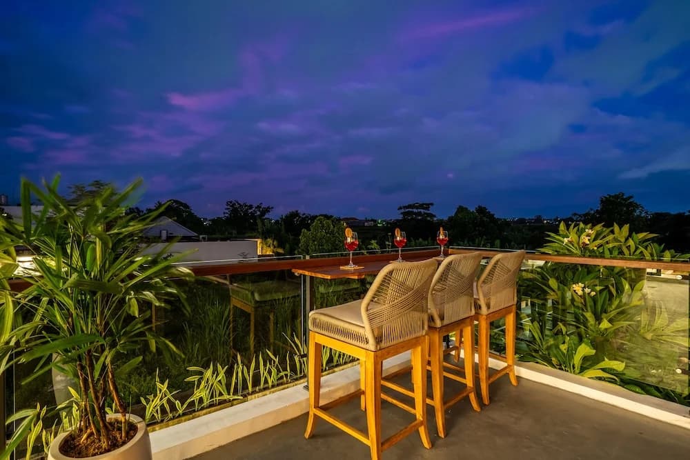 Villa Ozkar - Elegant 3 Bedroom Villa with Pool & Sunset Terrace - photo 30