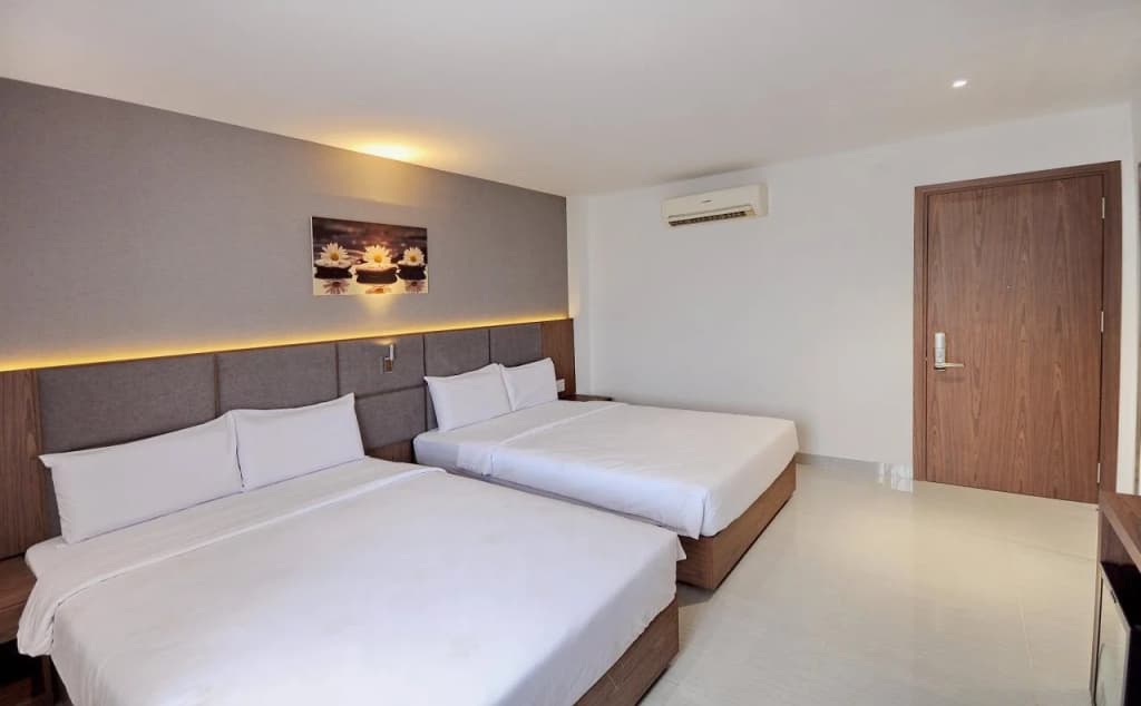 For You Hotel - photo 4