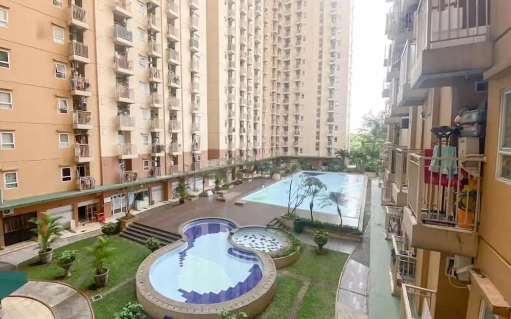 Basic 2Br Apartment At Green Palm Residence - photo 11