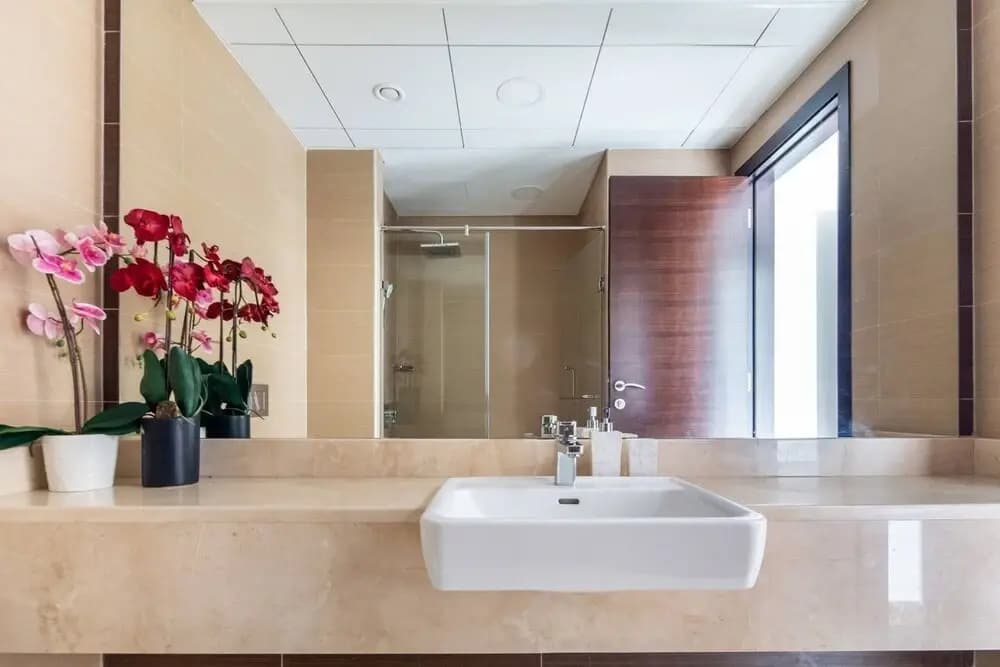 Ornate 1BR w/ Breathtaking Marina Views! - photo 8
