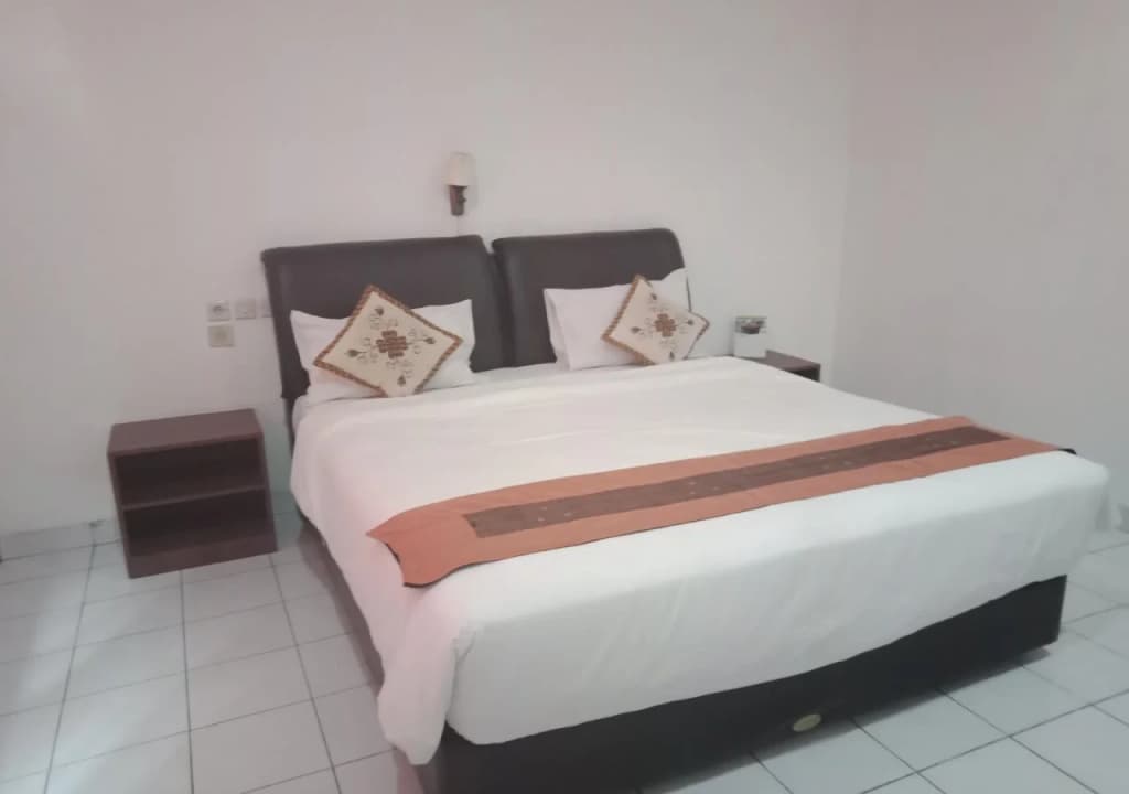 Hotel Huswah - photo 7