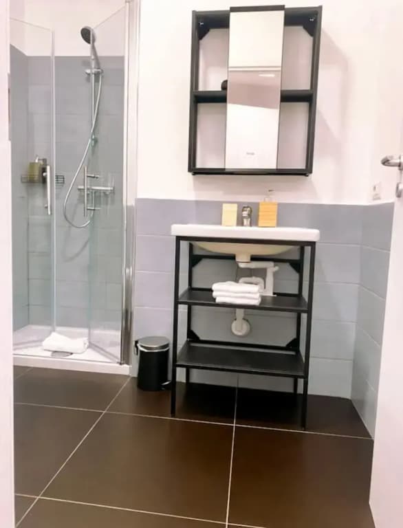 Lexie Suites Guesthouse - photo 9