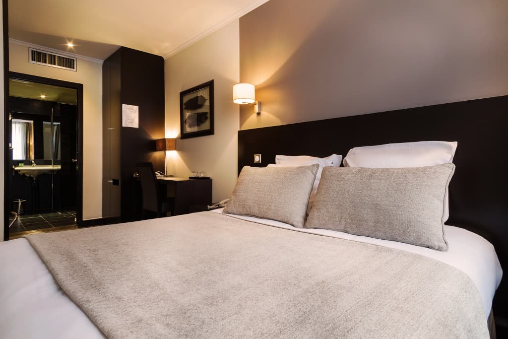 Hotel Arc Elysees - photo 3