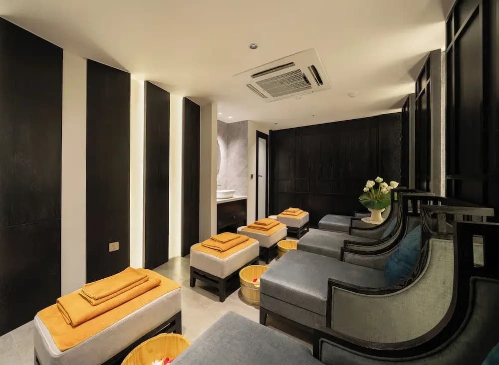 Luxe Paradise Premium Hotel - photo 2