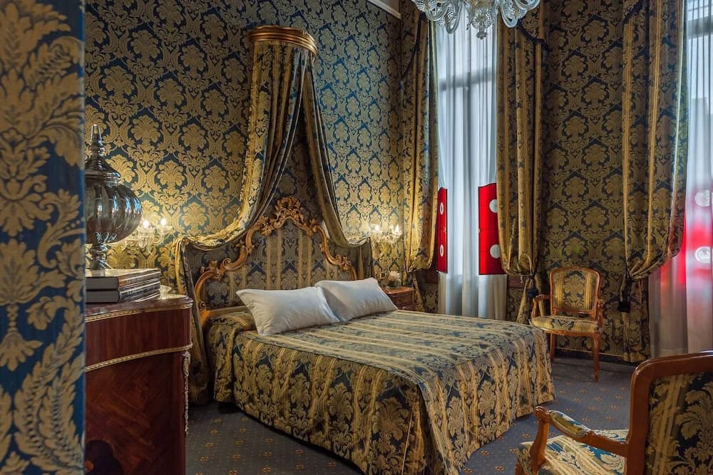 Hotel Al Ponte Antico - photo 12