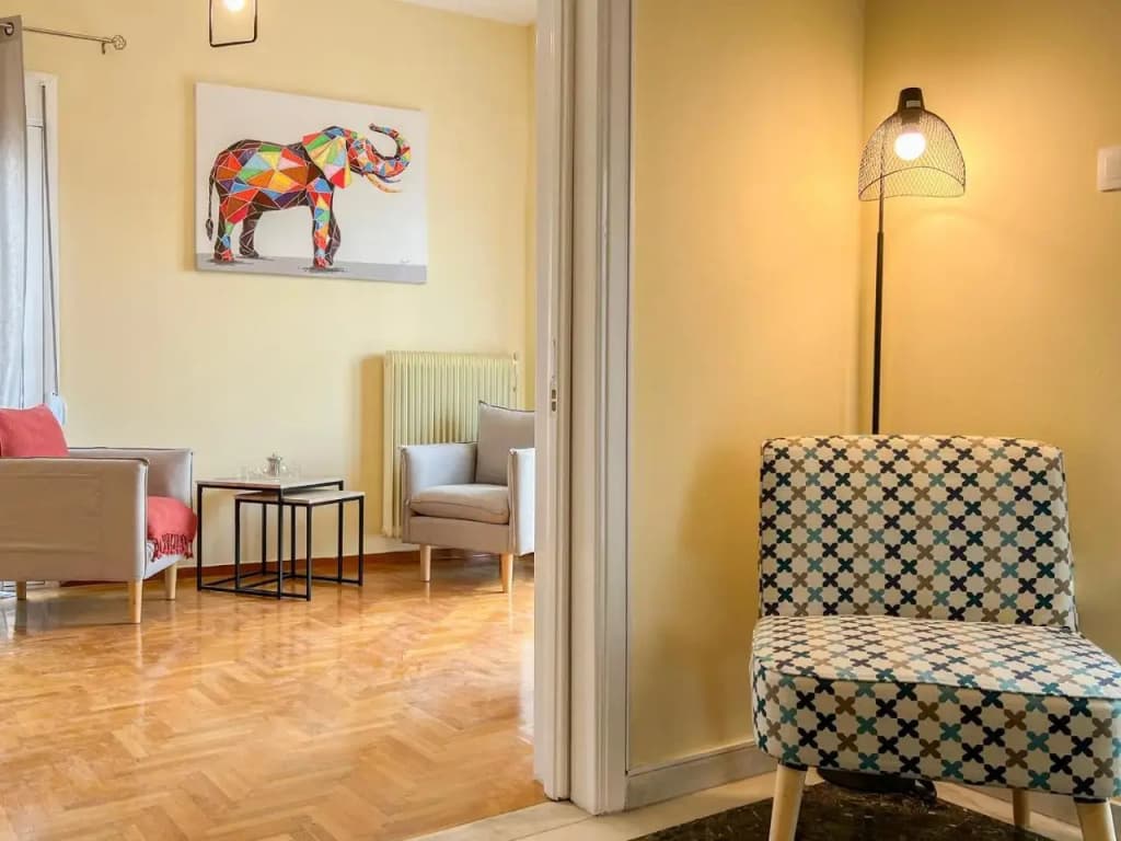 Chiou Spacious 90sqm apt in Athens - photo 5