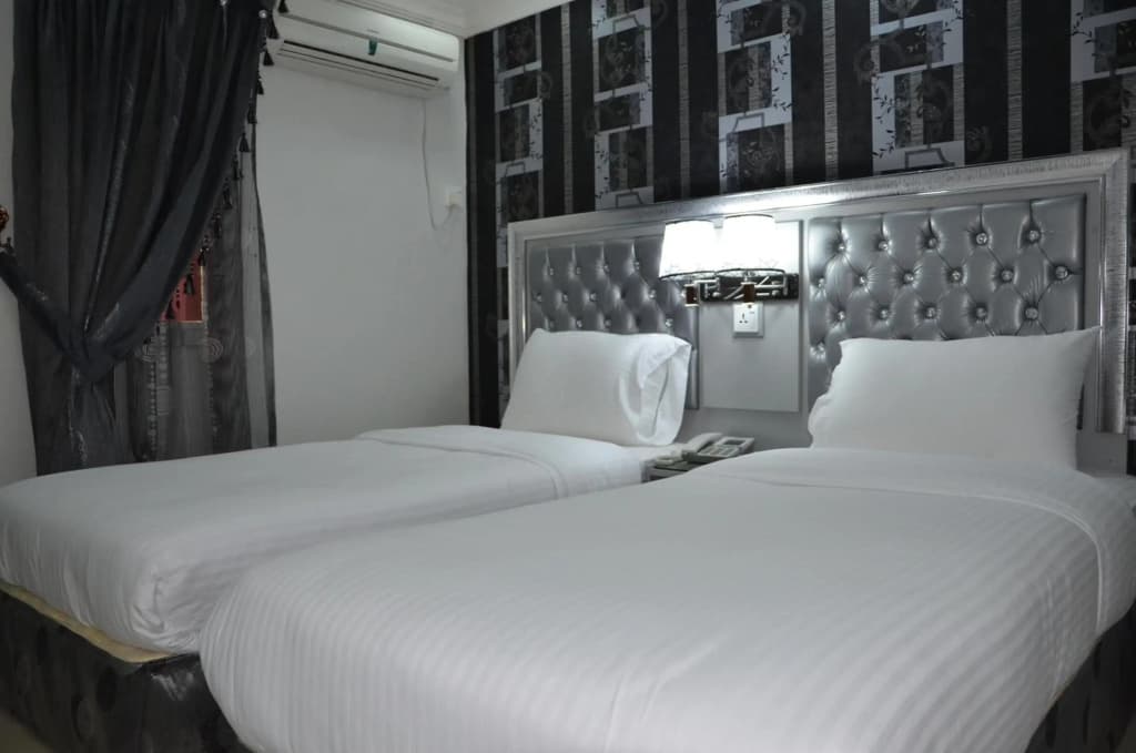 White Fort Hotel - photo 2