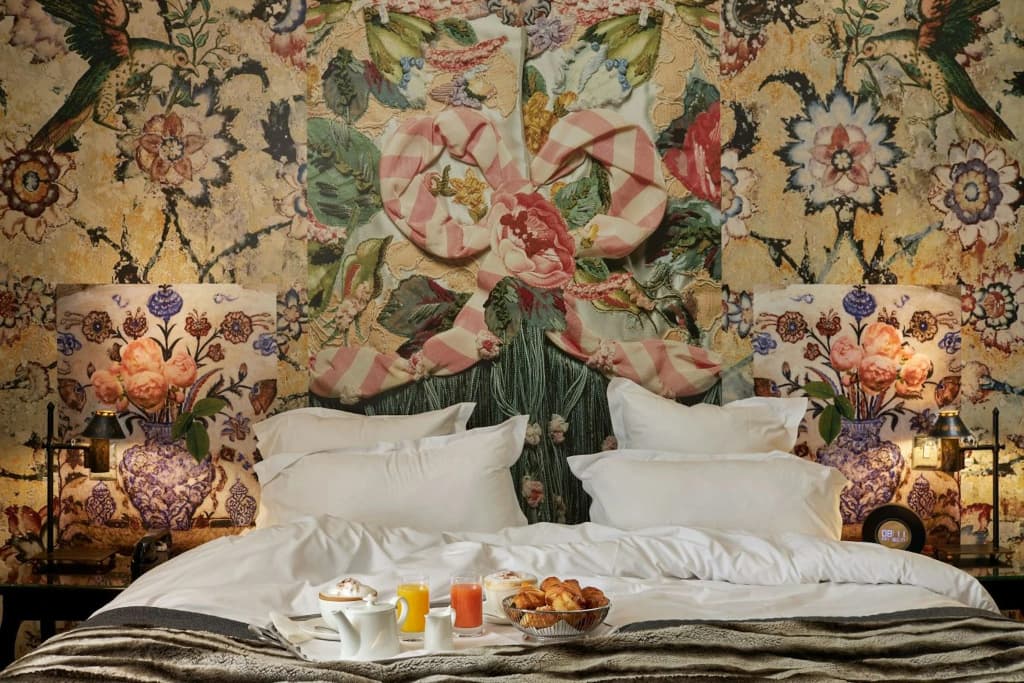 Hôtel du Petit Moulin, Haute Couture hotel by Lacroix - photo 22