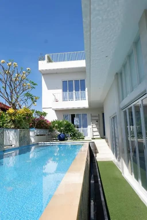 Villa Tepi Segara - photo 2