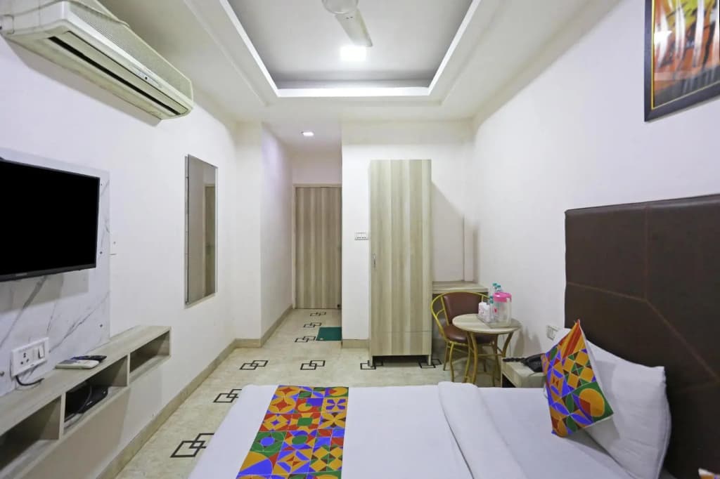 Hotel Sterling In Inn - photo 6