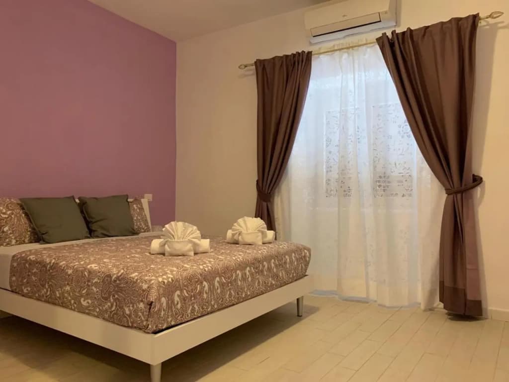 Luxury Rooms - photo 10
