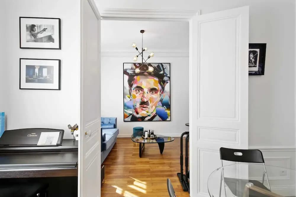 Cosy and Bright 1BR Flat Near Arc de Triomphe! - photo 3