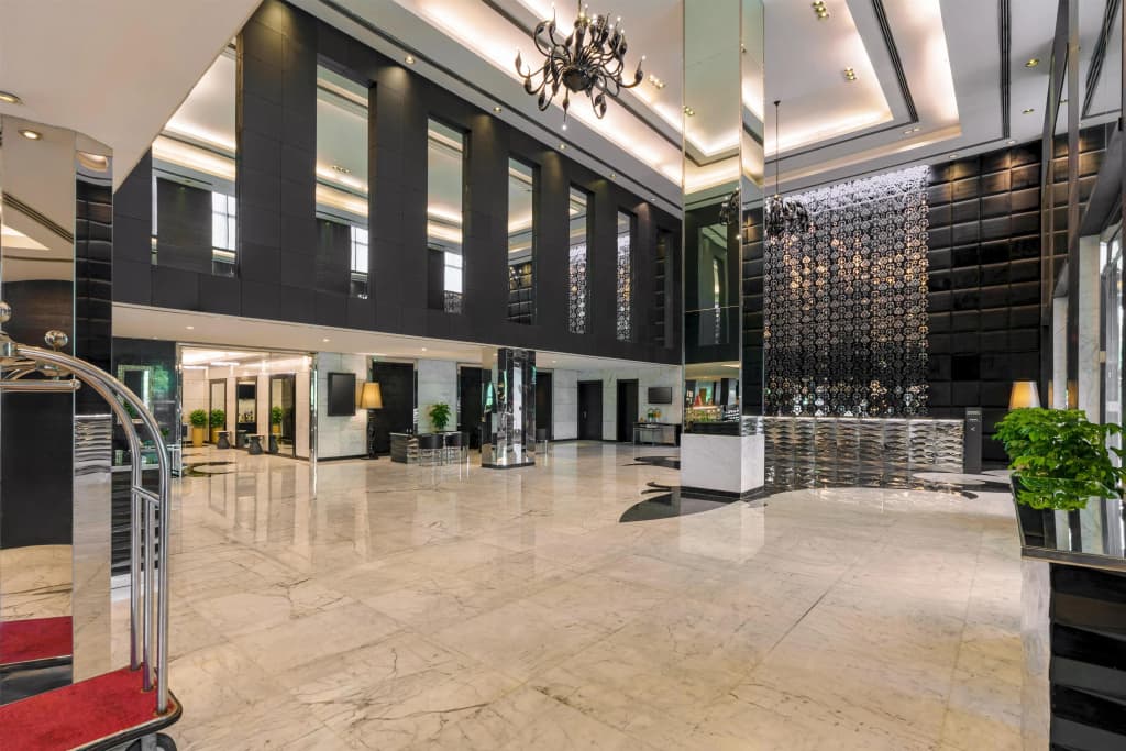 Radisson Blu Hotel New Delhi Paschim Vihar - photo 30