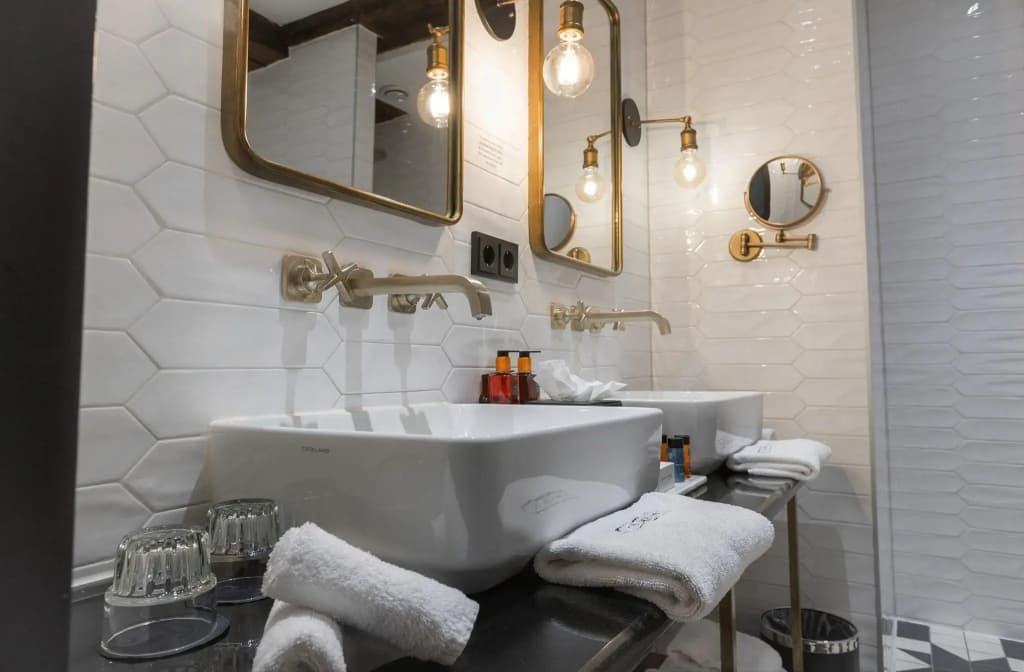 The Hendrick's Hotel - photo 43
