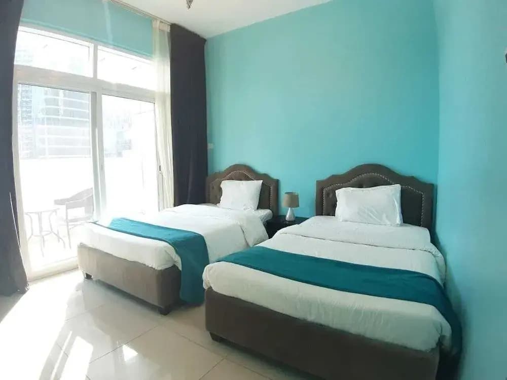 Golden Stay Vacation Continental Tower - photo 3