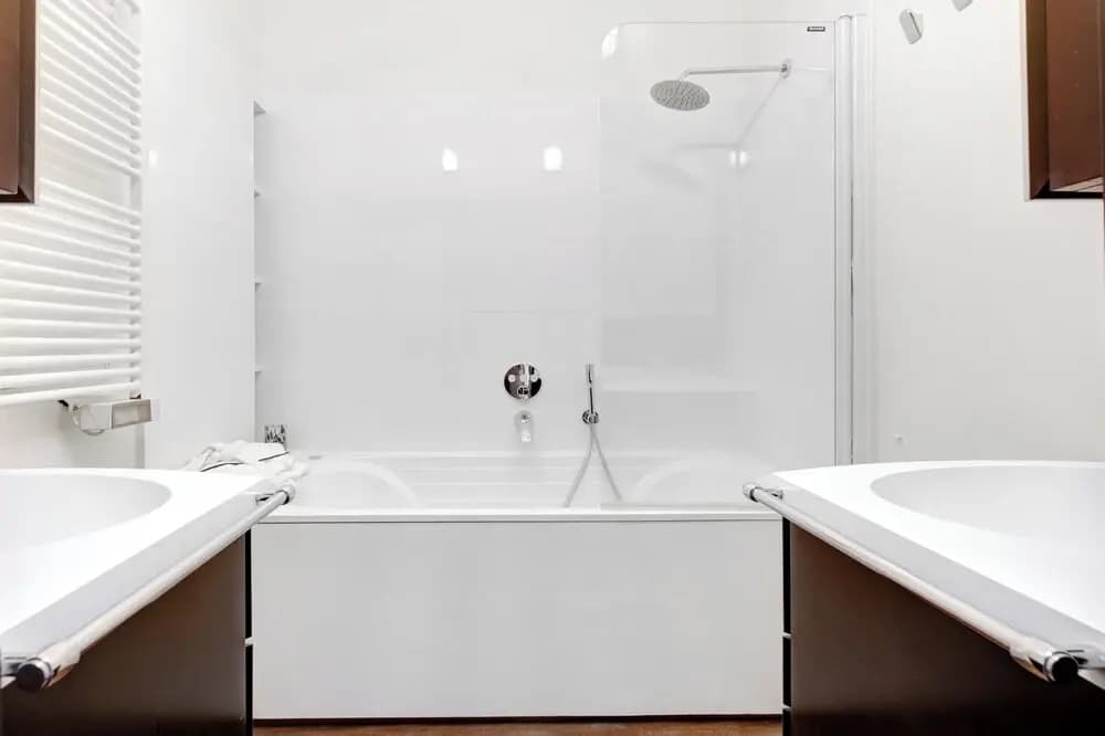 Le Marais & Place de la Republique 3BR - photo 30