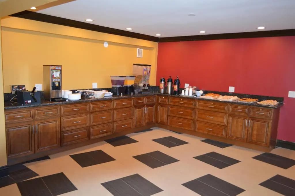 Valley Inn - photo 14