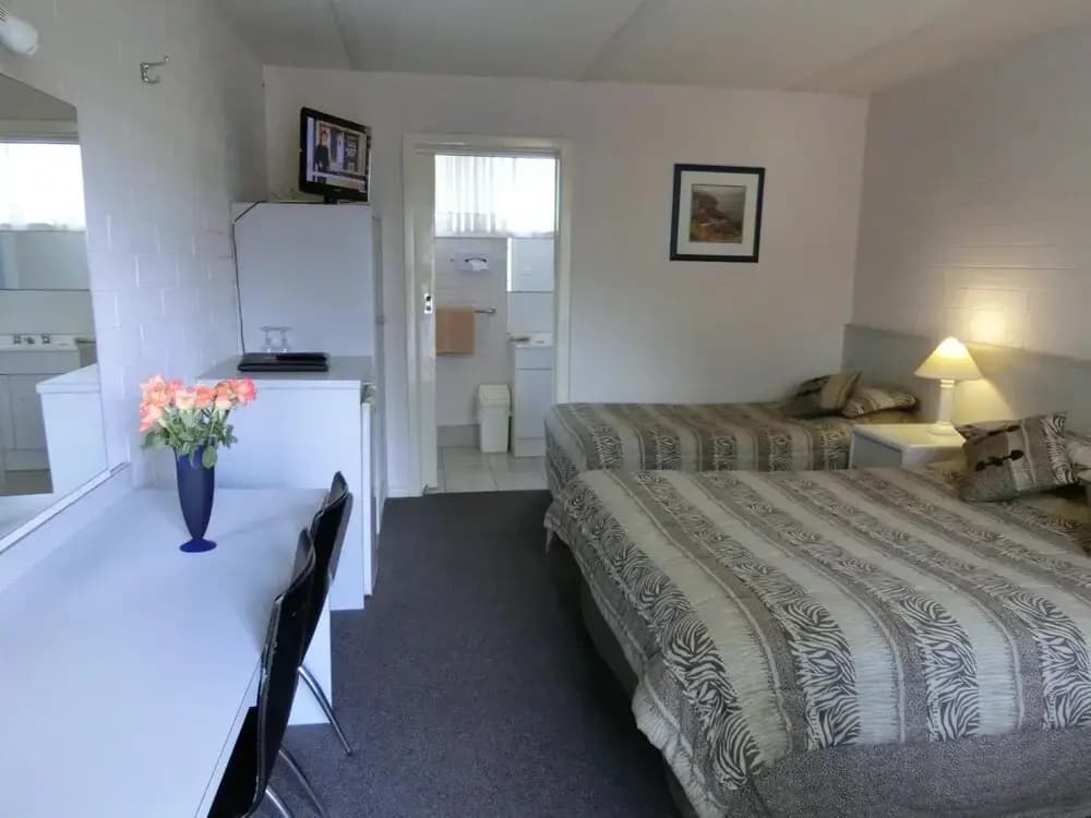 Ringwood Motel - photo 6