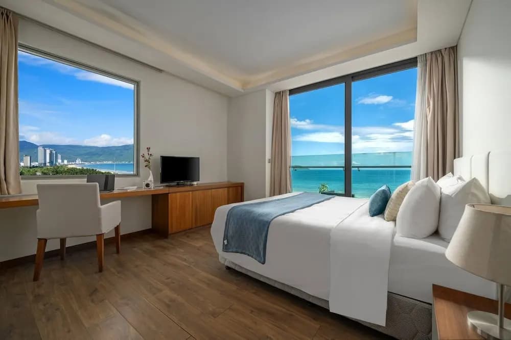 Exclusive 120sqm 2bdr Corner Suite Rooftop Pool - photo 4
