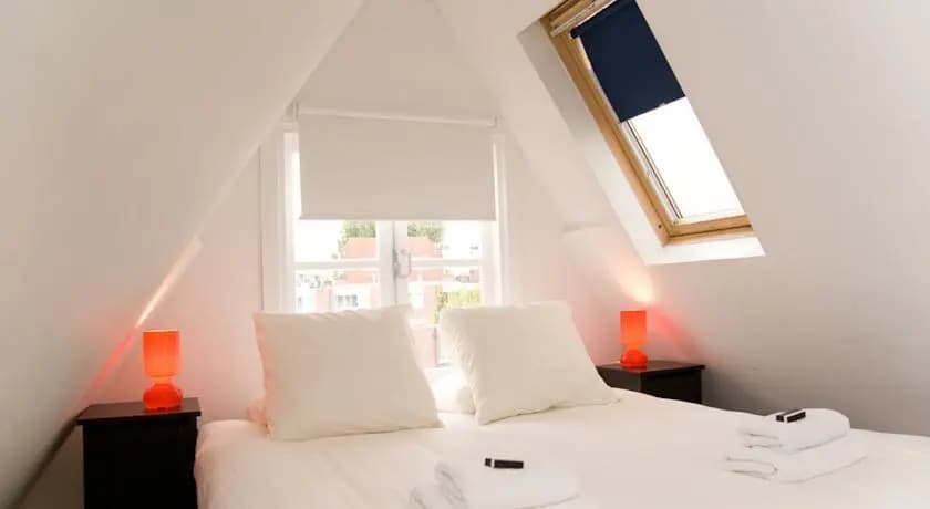 Ph Apartment Suites - photo 9