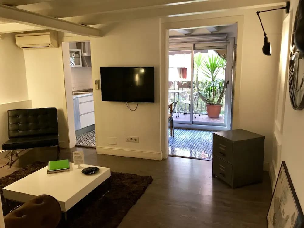 Rosselló Apartment - photo 4
